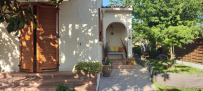 Maison T2 avec petit jardin dans impasse calme